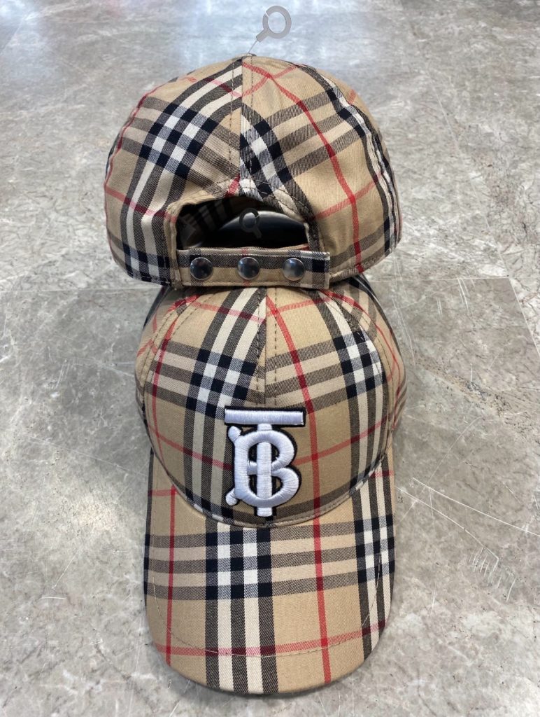 Beige Burberry vintage check cotton white TB logo appliqué baseball hat