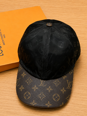 Black LV logo cap