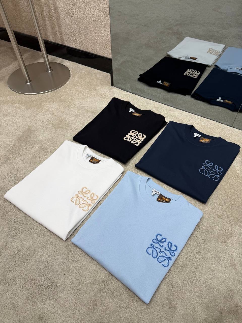 Navy Loewe anagram logo embroidered cotton tee - Image 4