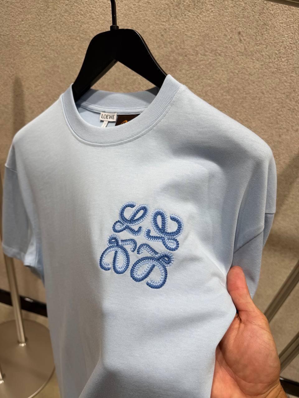Blue Loewe anagram logo embroidered cotton tee - Image 2