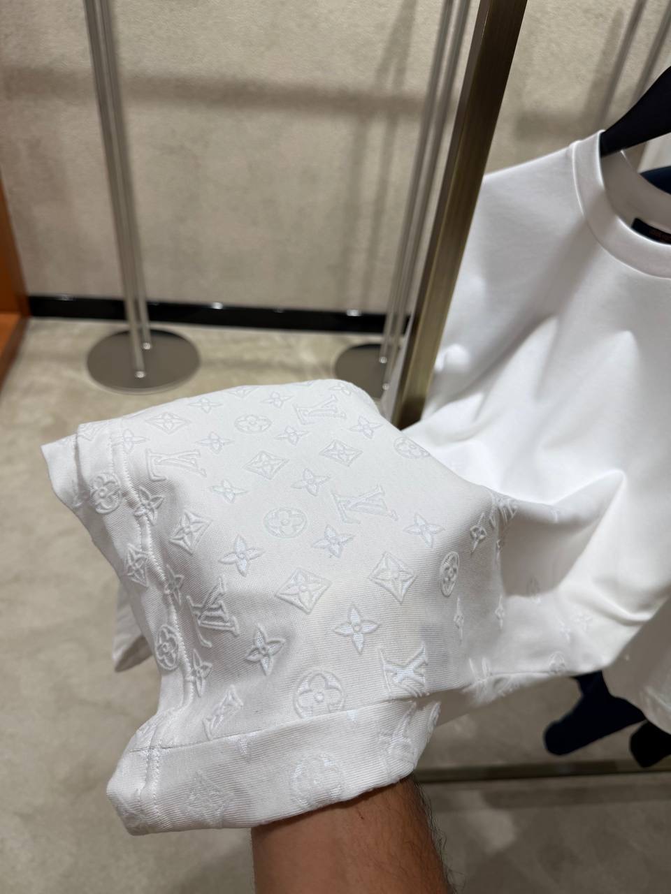 White LV Flock Print Monogram Gradient cotton tee - Image 4