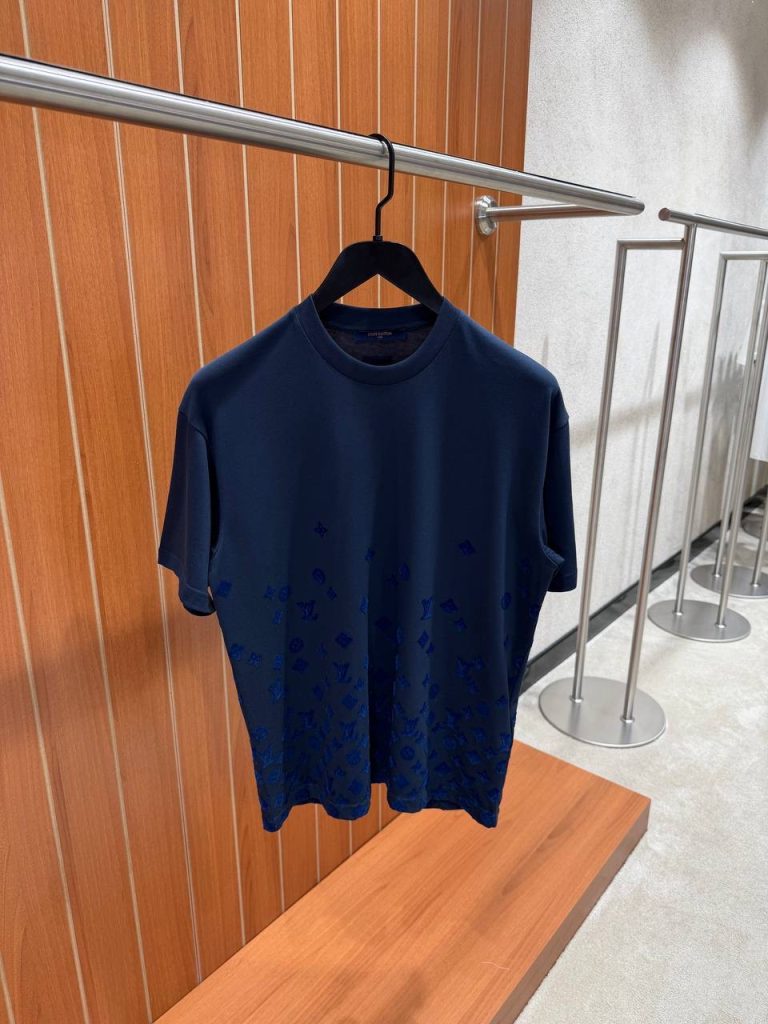 Navy LV Flock Print Monogram Gradient cotton tee
