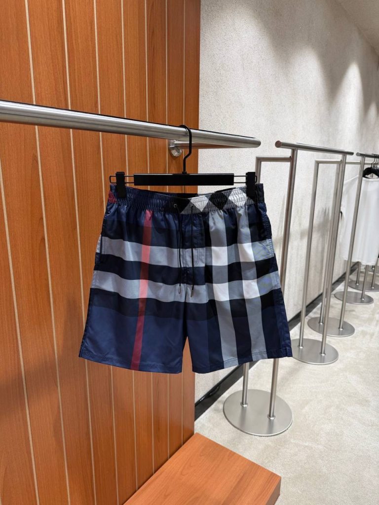 Navy blue Burberry check swim short