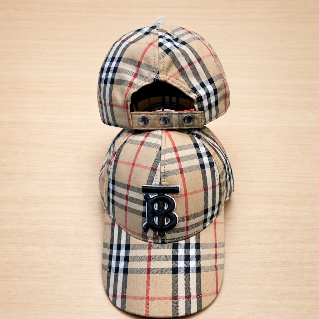 Beige Burberry vintage check cotton black TB logo appliqué baseball hat