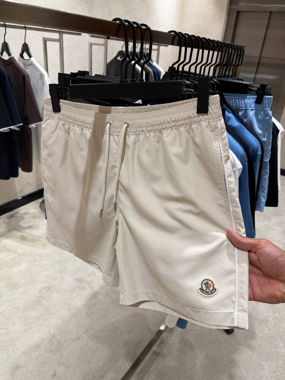Navy Moncler logo-patch drawstring-waist swim shorts - Image 6