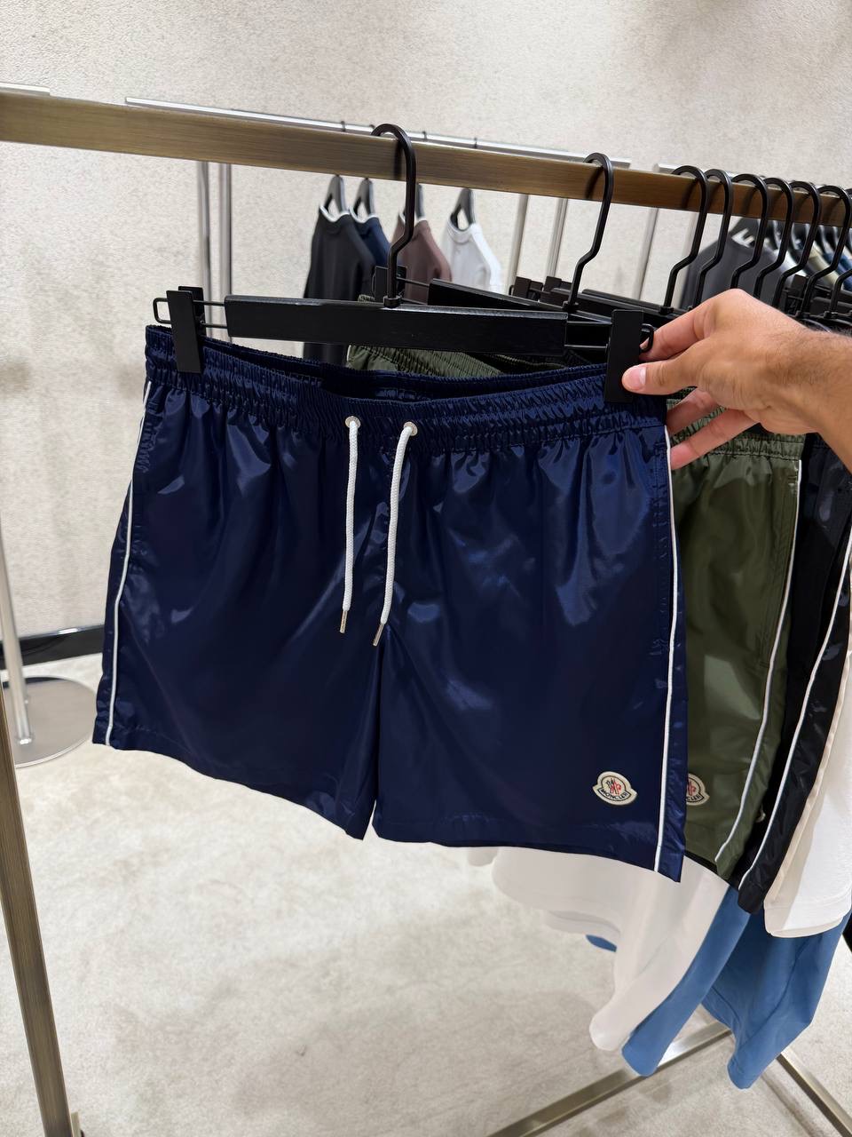 Navy Moncler logo-patch drawstring-waist swim shorts - Image 2